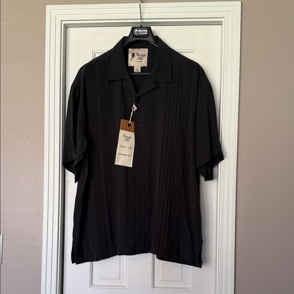Men's Black Casual Button Down Shirt